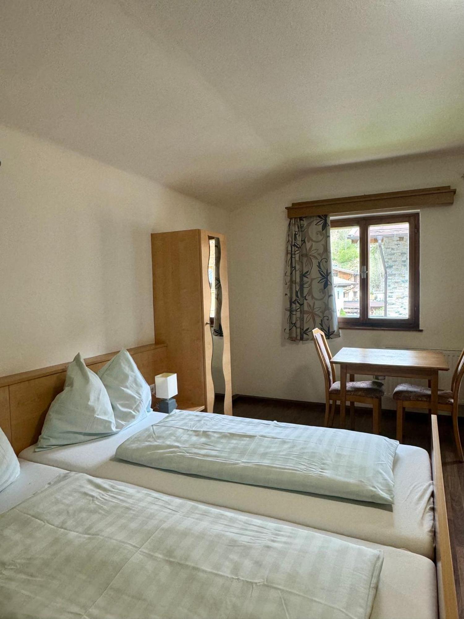 Skill Mountain Lodge - Ski Und Bike Hostel Im Sommer Mit Joker Card Saalbach-Hinterglemm Pokoj fotografie